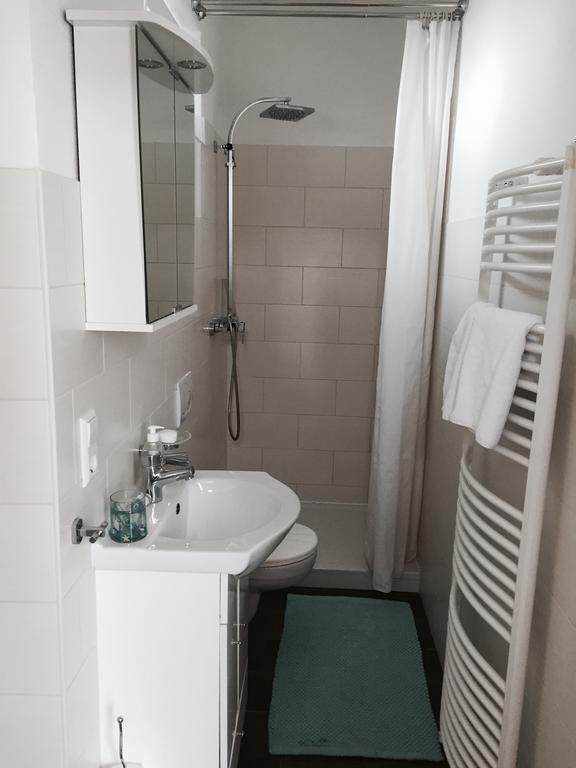 Ferienwohnung Koblenz Szoba fotó